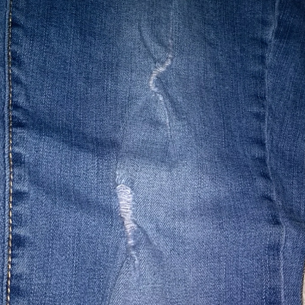 ripped capris - Picture 2 of 3